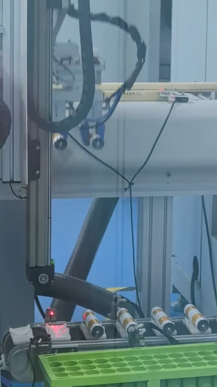 LFPOWER automated cell feeding and handling equipment