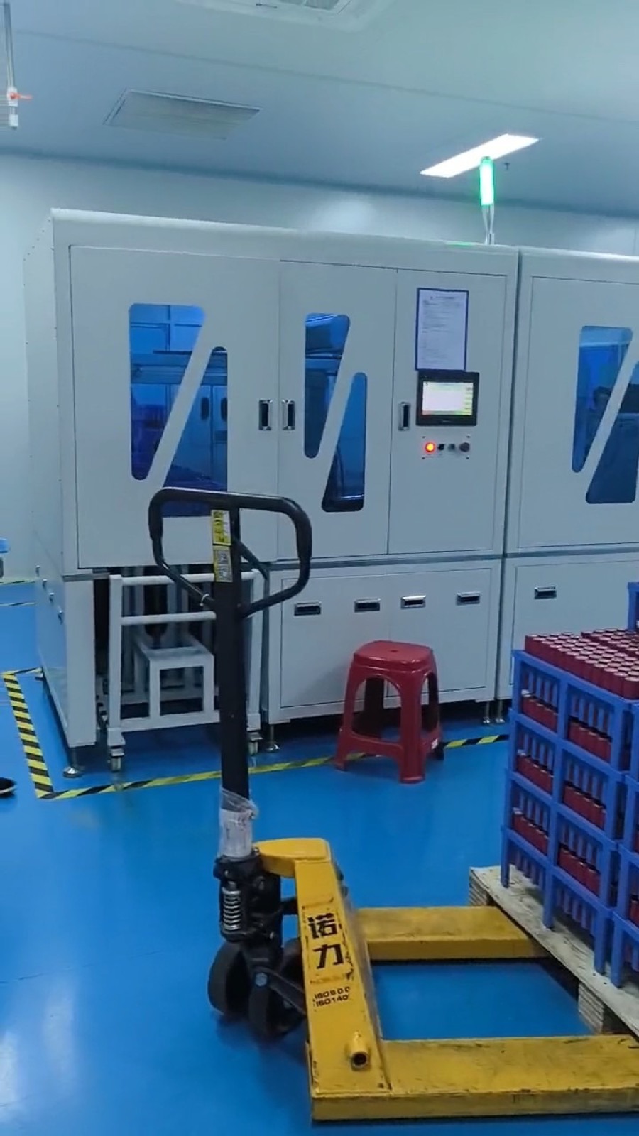 LFPOWER cylindrical cell production equipment and turnover area